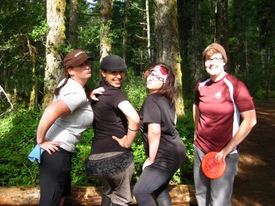 The Showdown in Shelton Shows the Flight Crew a Good Time