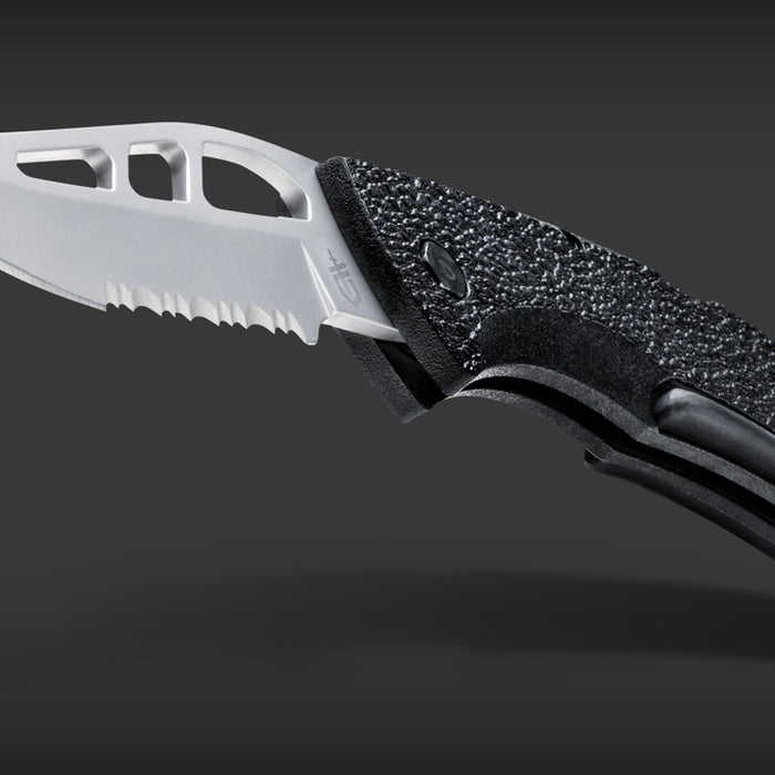 Gear Review: Gerber E-Z Out Skeleton