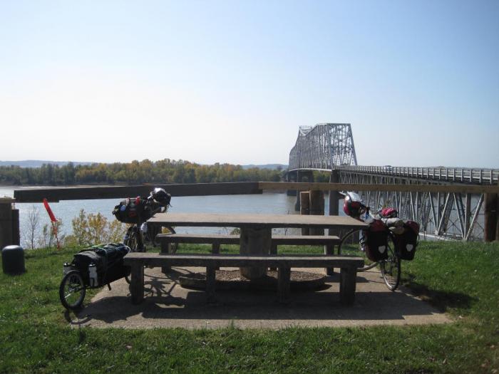 Bike Tour 2012: Crossing the mighty Mississippi